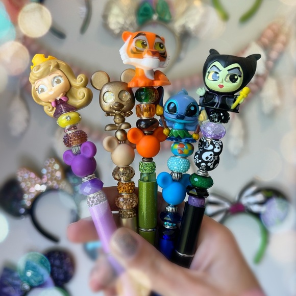 ✨😍 Disney Doorable beaded Pens handmade✍️ princess pixar Toy Story muppets - Picture 13 of 16